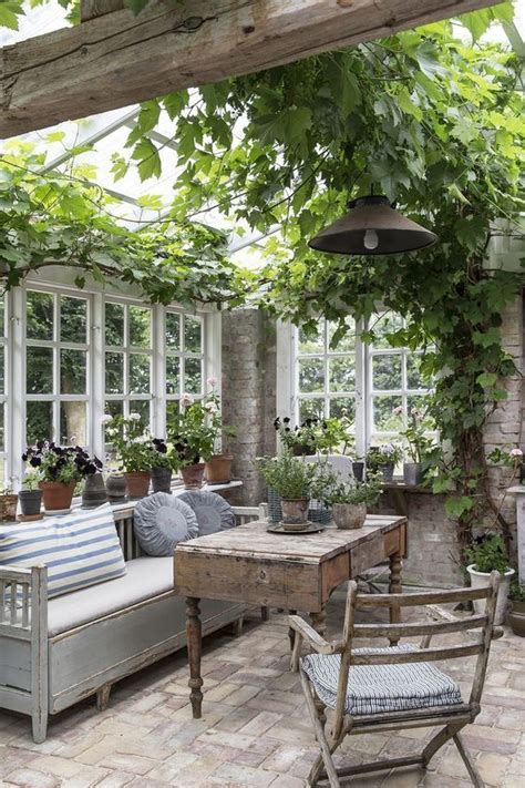 57 Charming Vintage Sunroom Décor Ideas Digsdigs