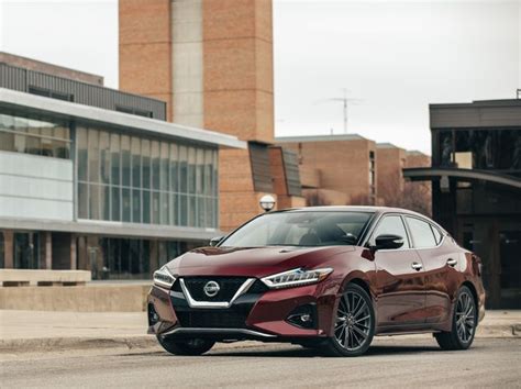 2019 Nissan Maxima Review Pricing And Specs