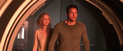 Passengers Movie Review And Film Summary 2016 Roger Ebert
