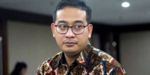 Biografi Dan Profil Lengkap Raden Brotoseno Yang Dikabarkan Nikah