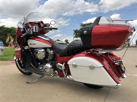 2019 indian motorcycle® roadmaster® icon series ruby metallic pearl white for sale in forney tx