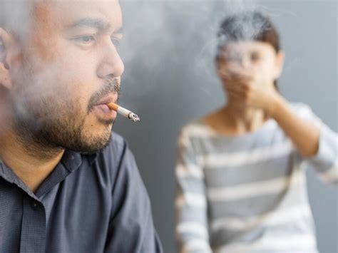 second hand smoking can also lead to infertility warn experts