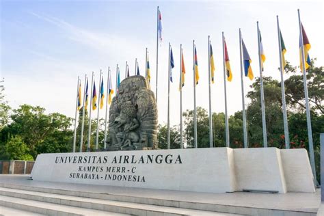 Universitas Airlangga Kampus Terbaik Di Jawa Timur Versi Qs Aur