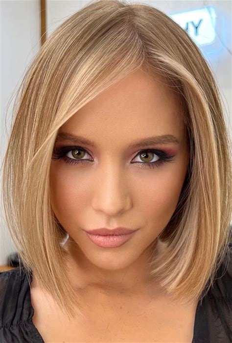 52 Best Bob Haircut Trends To Try In 2023 Honey Blonde With Highlights