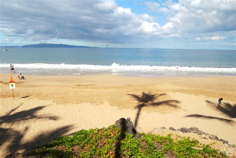Charley Young Beach In Kihei Maui Hawaii Hawaiian Beach Rentals