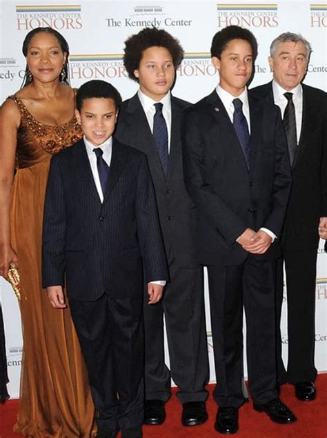 Robert De Niros Kids Meet His 7 Children And Their Mothers