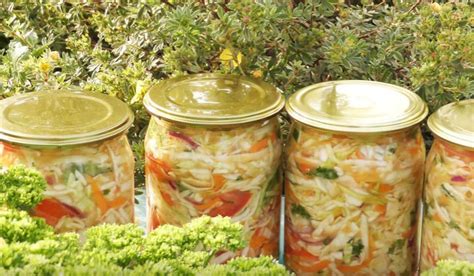 Думаете, как следует писать «кочан» или «качан»? Популярные рецепты вкусной капусты на зиму в банках под крышкой