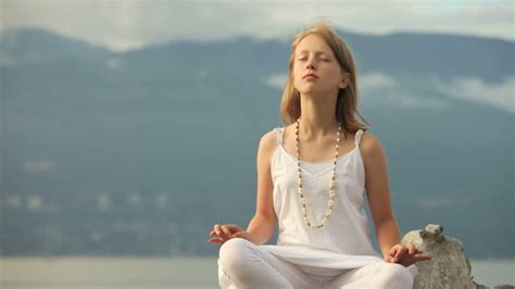 Meditating Women Wallpapers Wallpaper Cave