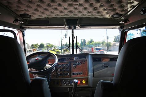 Kenworth W900 Interior An Interior Shot Taken From The Sle Flickr