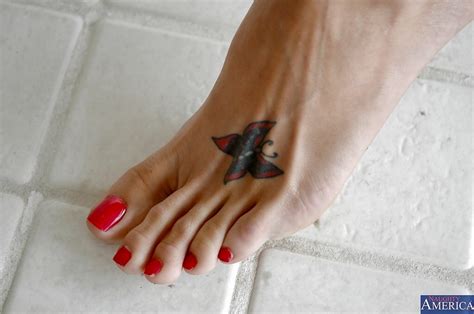 Tiffany Taylors Feet