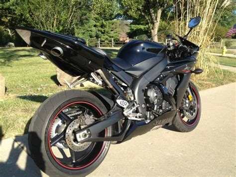 2005 Yamaha R1 Raven Showroom Condition Only For Sale On 2040motos