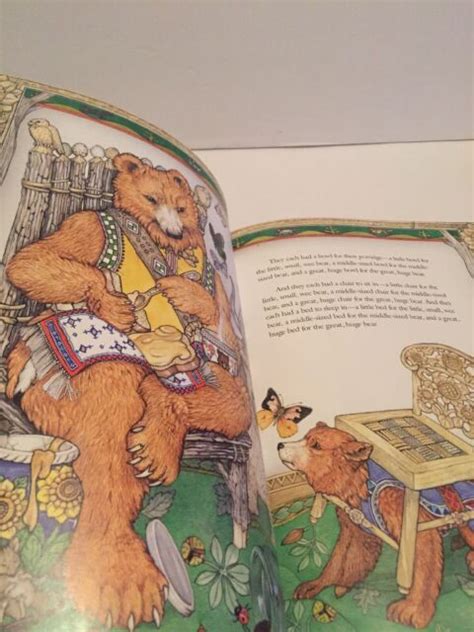 Goldilocks And The Three Bears By Jan Brett Ebay
