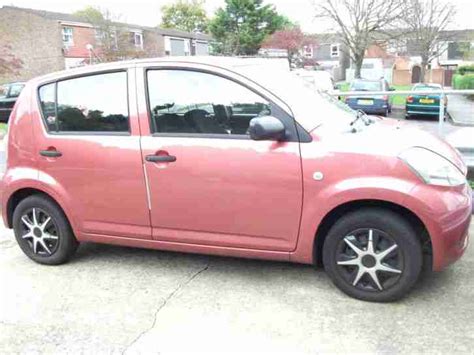 Daihatsu SIRION 1 0cc Car For Sale