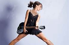 hoffs susanna feet wikifeet susannah bangles female guitar believe music beach hoffman choose board rock