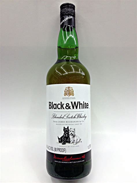 Black And White Blended Scotch Whisky Quality Liquor Store