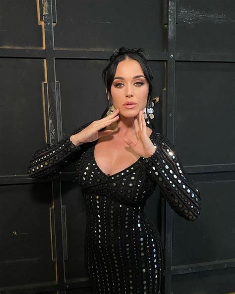 Katy Perry Looks Absolutely Godlike Rcelebswithbigtits