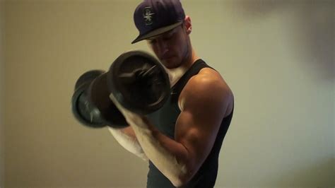 Top 7 Dumbbell Bicep Exercises At Home Get Big Arms Online Fitness Gym