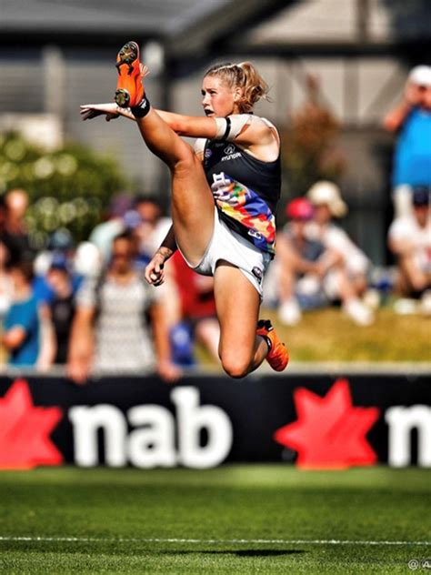 Sexism In Sport Why Taking Down The Action Photo Of Womens Afl Player Tayla Harris Shows