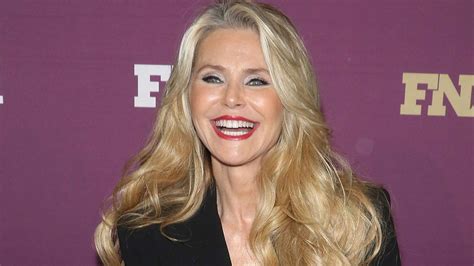 Christie Brinkley Reveals Shocking Health Issue After Nasty 2019 Fall