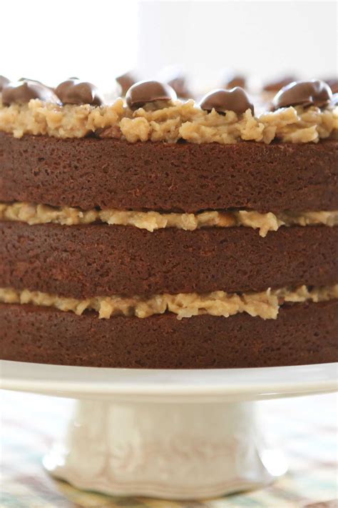 German chocolate cake is also my brother's favorite cake. Coconut-Pecan Frosting for German Chocolate Cake - White ...