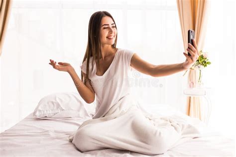 Girl Taking Selfie From Phone In The Morning In Bed At Home Stock Image Image Of Looking