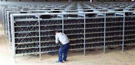 Bitcoin Miner Farm Why The Biggest Bitcoin Mines Are In China Ieee