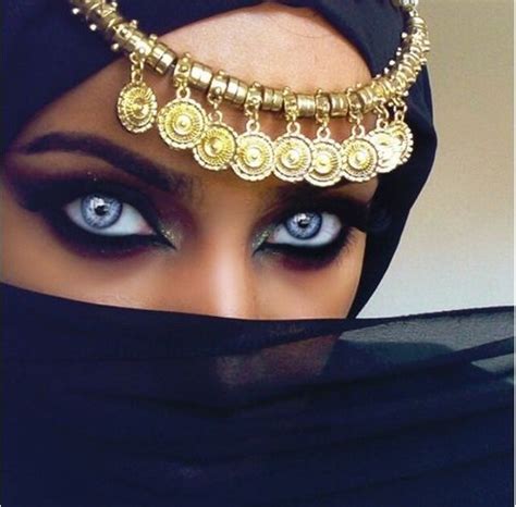 blue eyes amazing eyes beautiful beautiful eyes beauty queen fabulous model hijeb moroccan