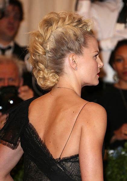 For long hair, it is so many choices to style their hair you can make buns, braids, high ponytails can it is the most wanted hairstyle of teenage girls nowadays. 70 Most Gorgeous Mohawk Hairstyles of Nowadays | Peinado ...