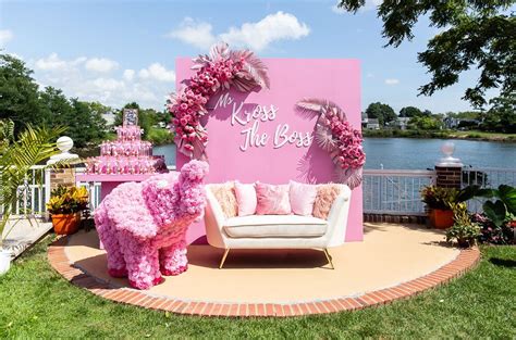 We can serve as your baby shower planner for events in new york city, ny, nj and ct. Pretty Pink Baby Shower Baby Brunch - munamommy.com