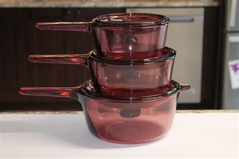 Pyrex Visions Cranberry Cookware Vintage Cranberry Corning Etsy Canada Vintage Bread Boxes
