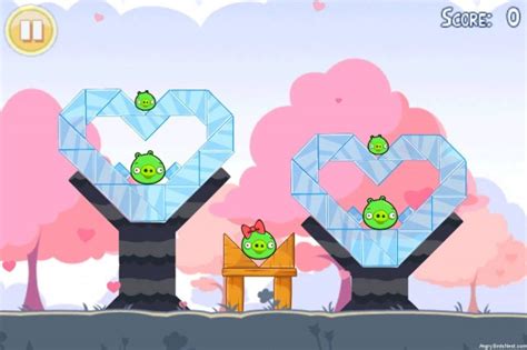 Angry Birds Seasons Hogs And Kisses Gallery Angrybirdsnest