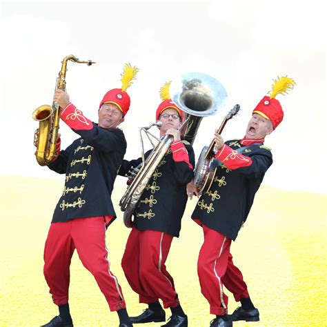 Act definition, anything done, being done, or to be done; Fanfare-act boeken of inhuren - Easybookings