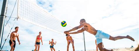 Similar to indoor volleyball, the objective of the game is to send the ball over the net and to ground it on the opponent's side of the court. Voleibol playa - canalSALUD