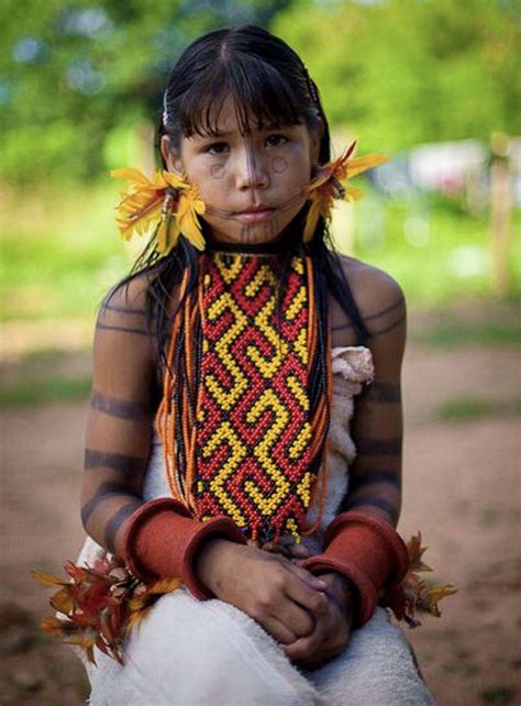 Girl From The Karajá Ethinic Group In The Brazilian Amazon Povos Indígenas Brasileiros