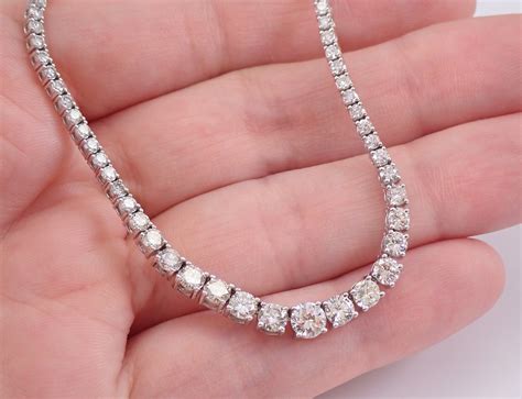 Riviera Diamond Tennis Necklace In 18 White Gold Graduated 878 Ct