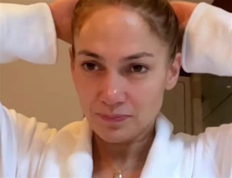 Jennifer Lopez Sorprende A Sus Seguidores En Instagram Sin Una Gota De