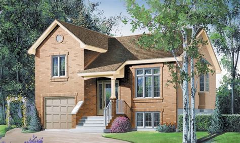 Twisting split is performed by transitioning. Front Back Split House Basic Designs - House Plans | #117359