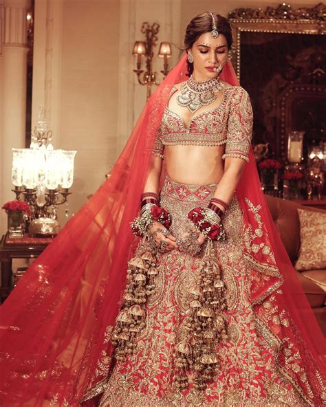 Kriti Sanon Shines Bright In Orange Wedding Lehenga See The Diva S Gorgeous Bridal Photoshoots