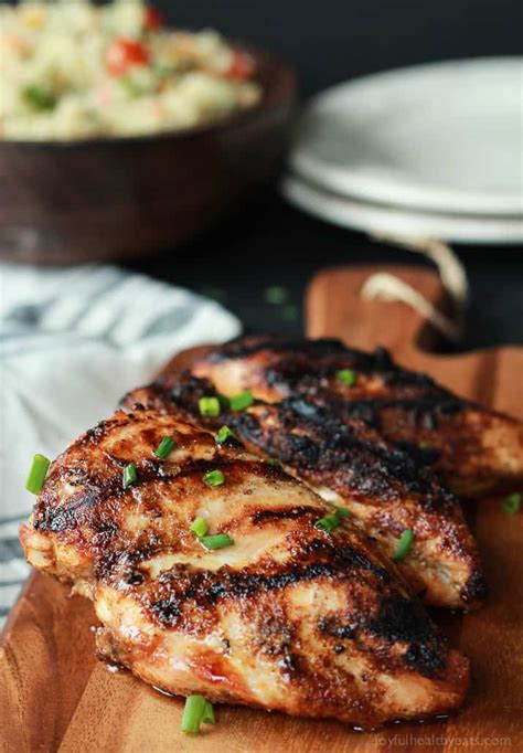 Serve with sour cream and cheese on top, with either tortilla chips or cornbread on the side. The BEST Grilled Chicken Recipe with Spice Rub | Easy ...