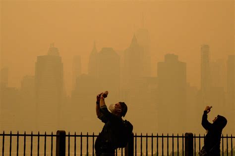 New York Air Quality Worse Than After 911 After Canada Wildfires Smoke