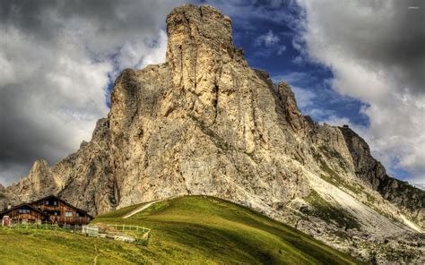 Giau Pass In The Dolomites Wallpaper Nature Wallpapers 52403