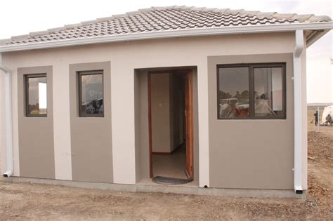 (more details on ibilik.com) buying house near industrial area cost ~rm500/sqf, ~rm750/sqf nearby bay area, ~rm600/sqf near town area. Low cost houses for the middle class | Mpumalanga News