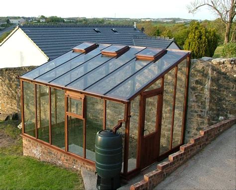 How To Build Your Own Greenhouse With The Cost Efficiency