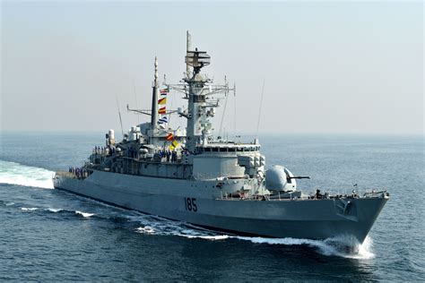 As fragatas Type 21, classe 'Amazon' - Poder Naval - Navios de Guerra