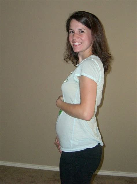 17 Weeks Pregnant Woman Belly