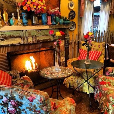 There are many home decorating ideas that can be found on the internet that you can use to decorate your home beautifully, but here i want to share for this reason, you will get the ideal home decoration comfortably. Autumn Inspired Bohemian Home Decor - Quirky Bohemian Mama ...