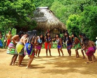 Cultura Caribe Comunidades Indigenas Los Emberá y los Wounaan