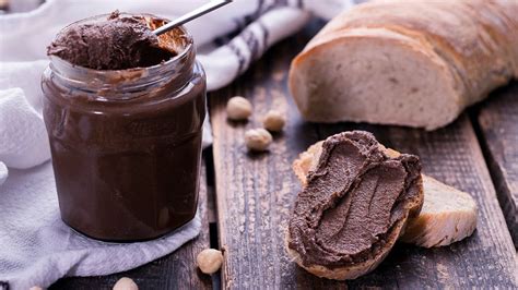 Homemade Nutella Chocolate Hazelnut Praline Spread Youtube