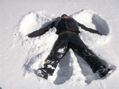 1000 Slightly Annoying Things 873 Ruining Your Snow Angel When You Stand Up