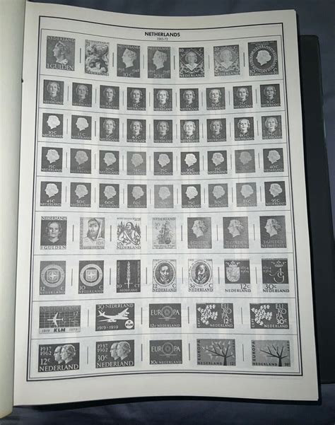 Harris Standard World Stamp Album In Classic 2 Volumes 1983